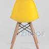 Комплект мебели детский стол Eames белый, 2 желтых стульчика в Ставрополе